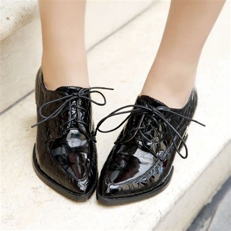 lace up loafers.